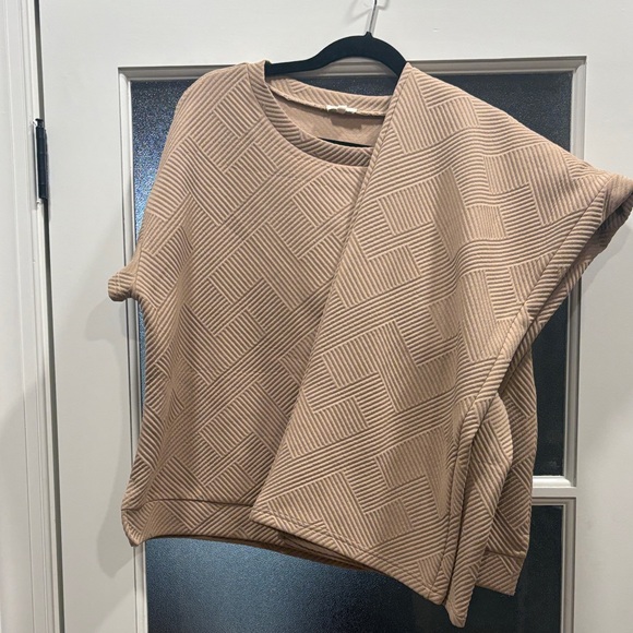 JODIFL Tops - Jodifl Geometric Patterned Matching Set